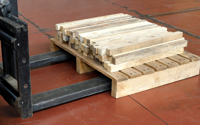 Pallet in legno a 2 vie leggero